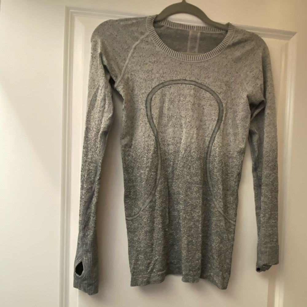 New Without Tag Run Swiftly Ombr Long Sleeve - image 3